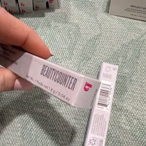 Beautycounter Statement Maker Satin Lipstick Electric 1.8g Lot of 2 New in Box